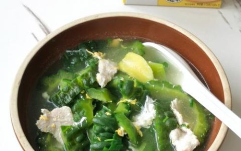 绿豆、花椒与苦瓜煮水：清热解毒的食疗方，但需注意这些禁忌
