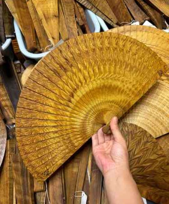金丝楠木扇子有收藏价值吗？深度解析市场行情与鉴别要点