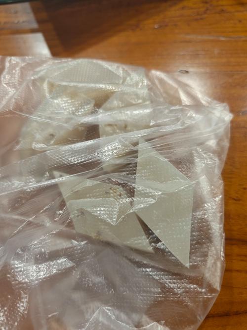 桂花罩上塑料袋需要透气吗?正确做法与注意事项 为什么桂花罩塑料袋需要透气?