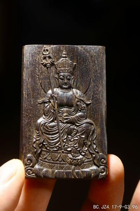 沉香木头多少钱一克?2025年最新价格参考与影响因素解析 咨询指南:如何获取精准报价?