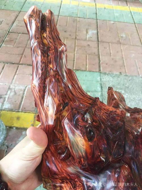 黄花梨木头多少钱一斤?2025年最新市场参考价格与影响因素全解析 黄花梨木头多少钱一斤?2025年最新市场参考价格与影响因素全解析