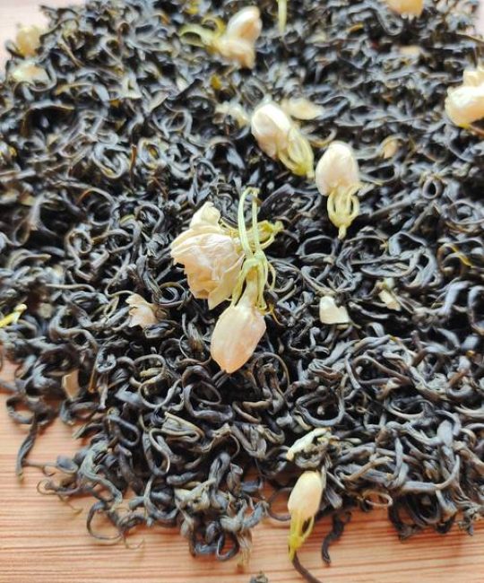 茉莉花茶是什么茶叶？详解茉莉花的植物学特征与茶用价值