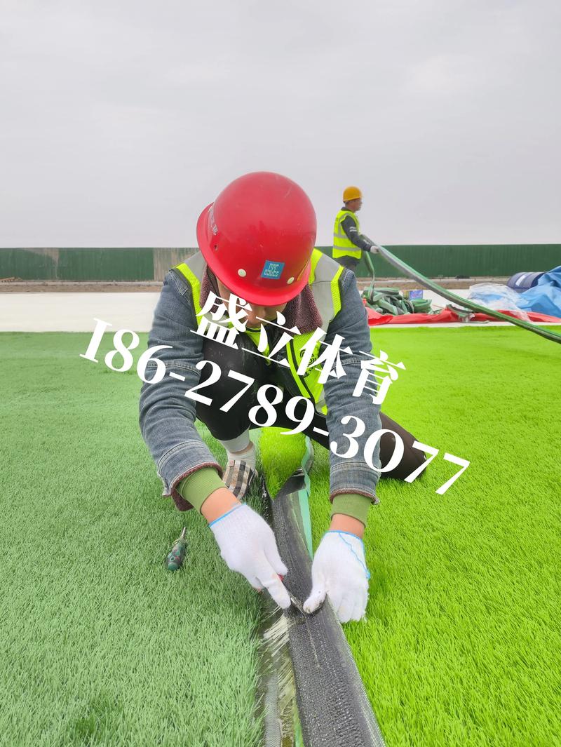 哪里有人造草坪?——采购渠道分析与供应商甄选指南 产品真实性核查与规格匹配度分析
