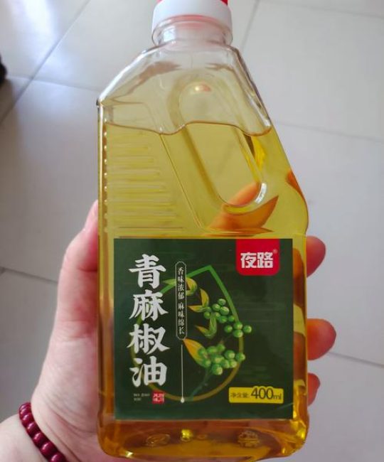 麻油是花椒油还是藤椒油？三者区别与选购指南