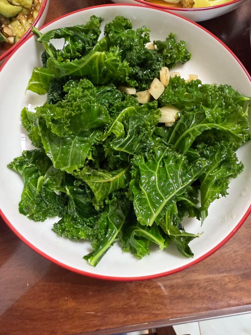 羽衣甘蓝的食用方法:生食与熟食指南 羽衣甘蓝的食用方法:生食与熟食指南