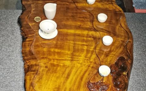 金丝楠木茶盘贵吗？一文解析其价值与选购要点