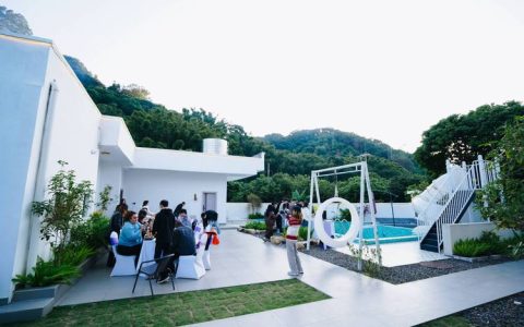 室外草坪婚礼大概多少钱？2026年价格参考与五大影响因素分析