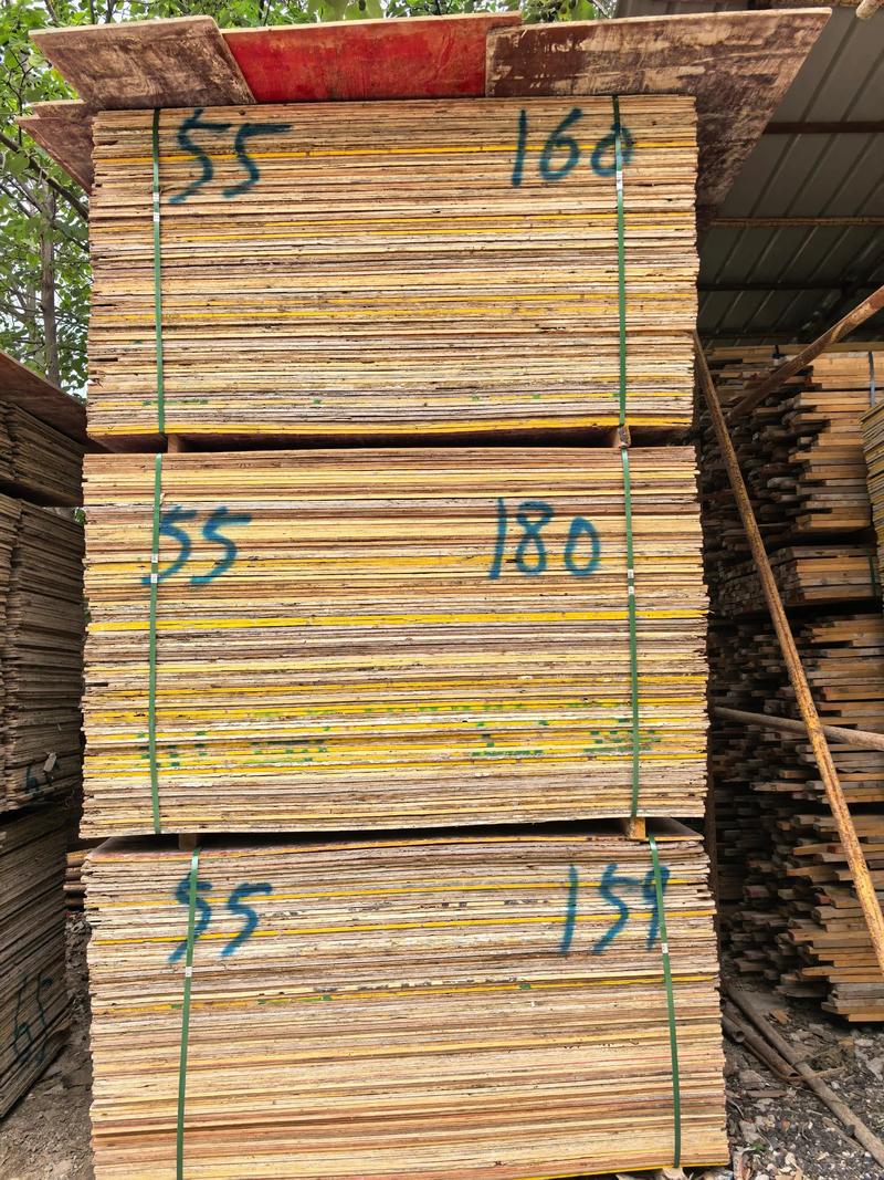 现在方木多少钱一吨?2025年最新价格参考与影响因素分析 价格快速参考