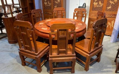 花园雅趣：一套缅甸花梨木家具多少钱？打造野奢庭院之选