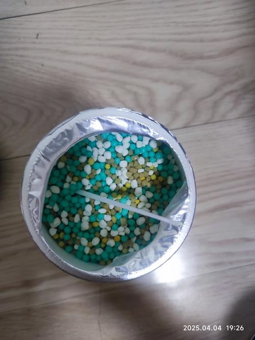 栀子花养护全攻略：从浇水到施肥，阳台盆栽也能轻松爆花