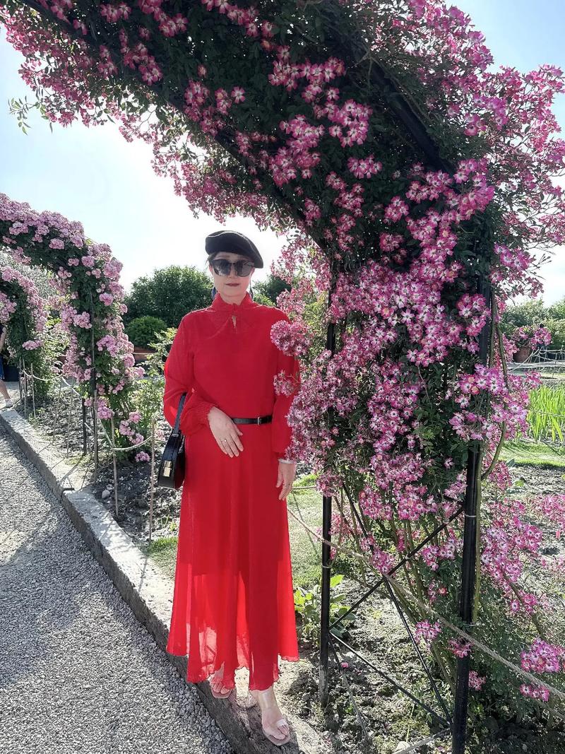 五十岁女人什么花?这五种花养心养颜,让岁月静好如诗 五十岁女人什么花?这五种花养心养颜,让岁月静好如诗