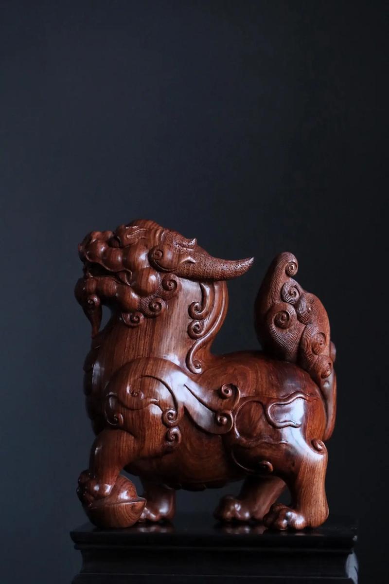 花梨木貔貅摆在家的什么位置?园艺与风水的完美融合 注意事项:园艺与风水的和谐之道