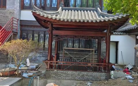 碳化木凉亭价格全解析：多少钱一个？2025年最新报价参考