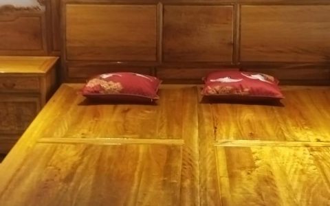 金丝楠木枕头价值多少？从园艺到收藏的全方位解析