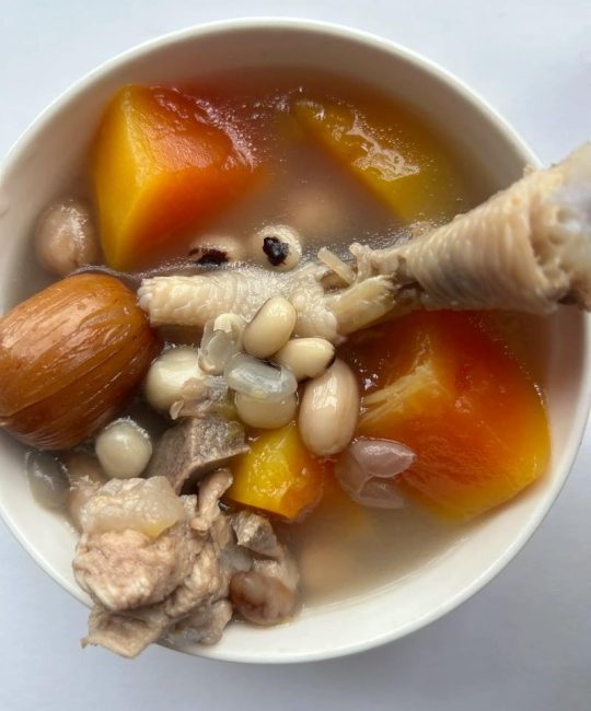 木瓜适合煲什么汤？从园艺种植到厨房汤品的完美指南