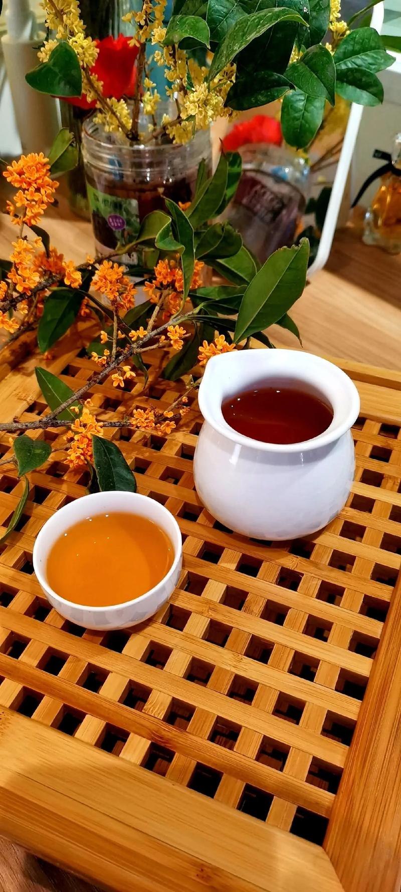 桂花茶配什么喝?五种搭配让你喝出不同风味 四、桂花茶 + 红枣:暖胃补气