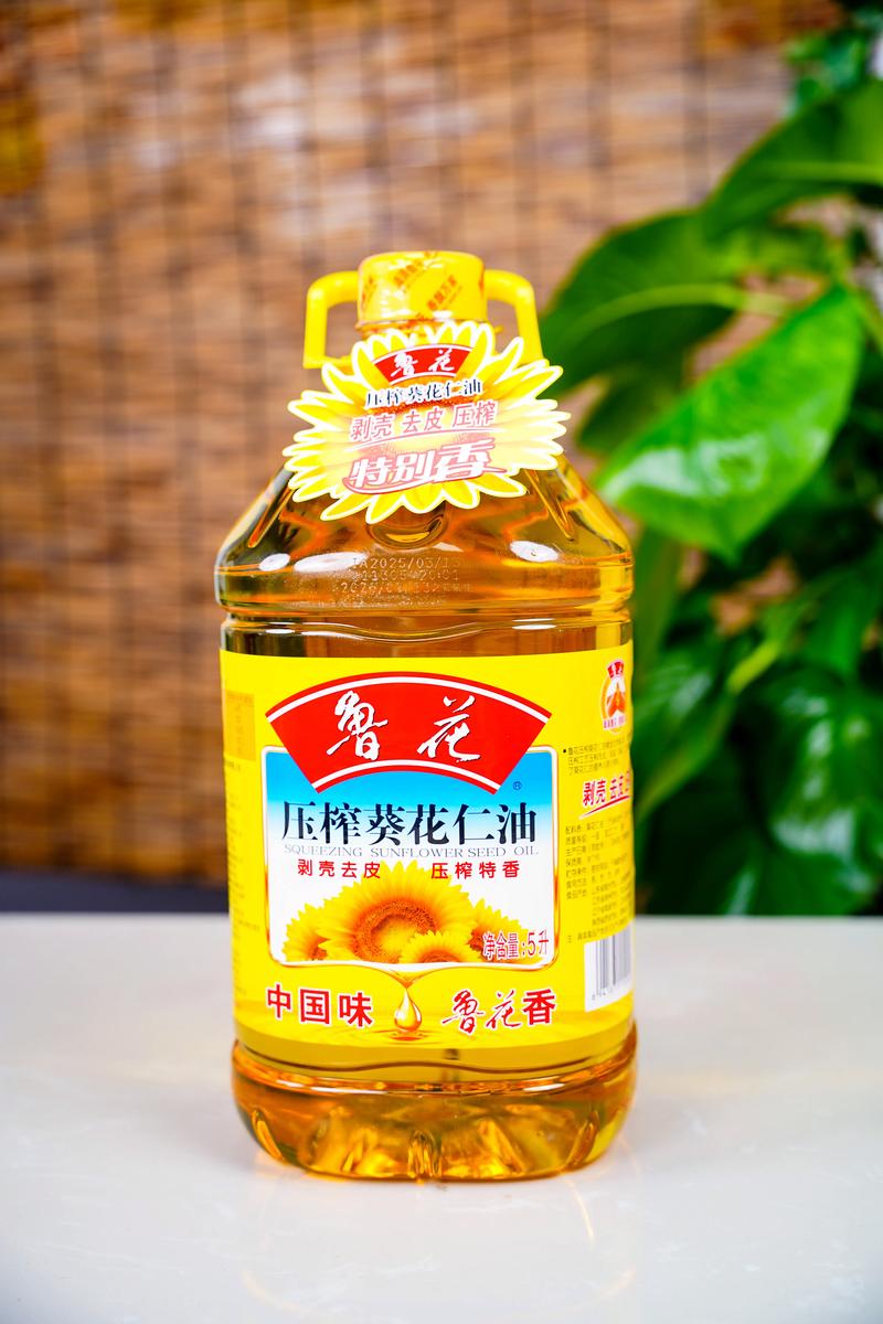 葵花仁油耐高温吗?从种植向日葵说起 葵花仁油耐高温吗?从种植向日葵说起